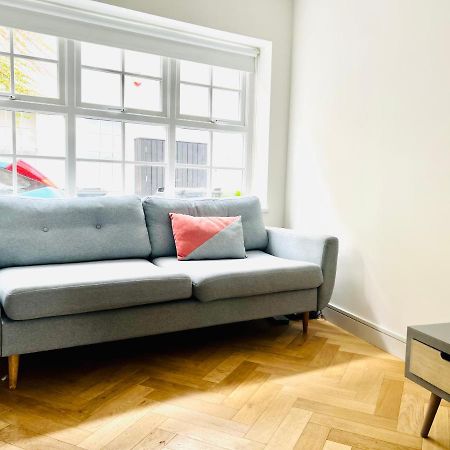Stylish 1 Bedroom Designer Apartment ロンドン エクステリア 写真